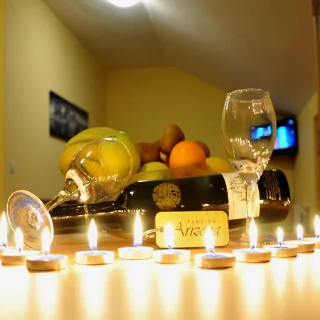 Alojamento de Acomodação e Pequeno-almoço Arizona Sarajevo 3*