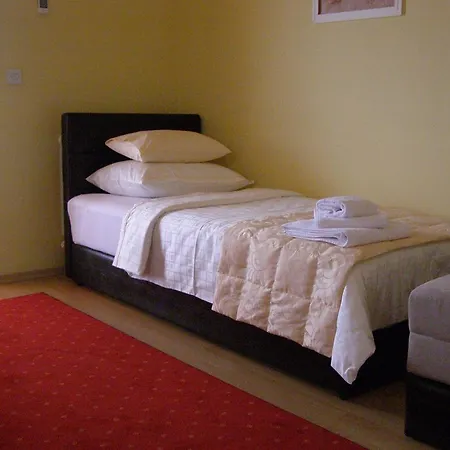 Arizona Sarajevo Alojamento de Acomodação e Pequeno-almoço 3*