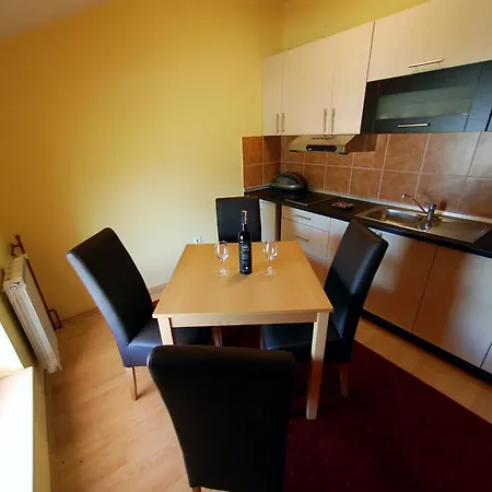 Alojamento de Acomodação e Pequeno-almoço Arizona Sarajevo